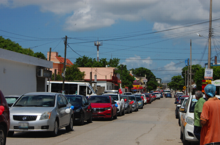 Caravana vehicular termin en el municipio petrolero El Sol de